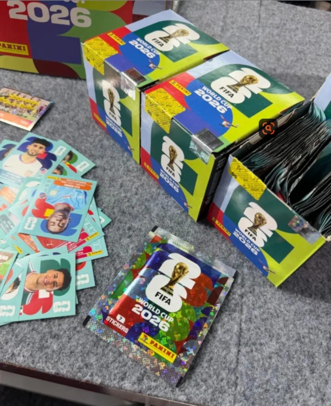 Panini 2026 FIFA-WM-Aufkleber, – Cardstock Paper Pack Bewertung und Preis